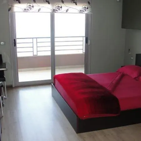 Ambasador 3* Vlorë