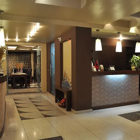 Отель Ambasador