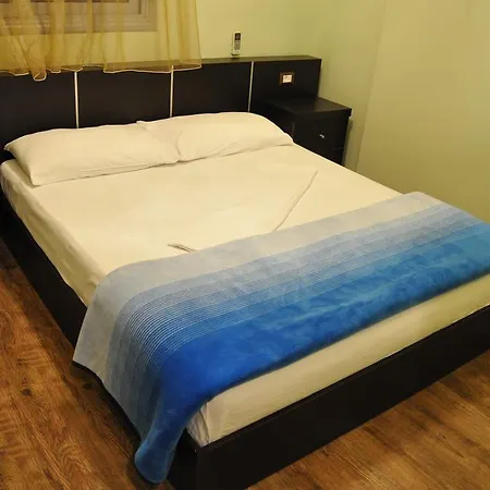 Отель Ambasador 3*