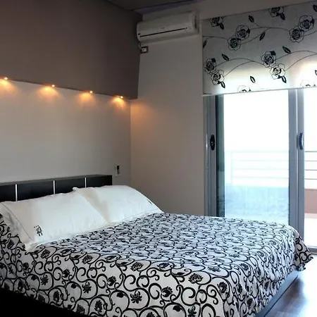 Ambasador Hotel