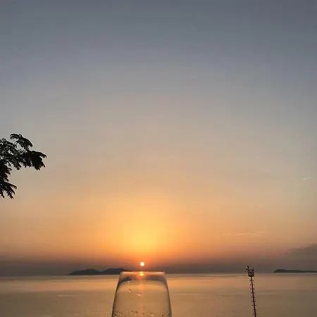 Ambasador Ξενοδοχείο Vlorë